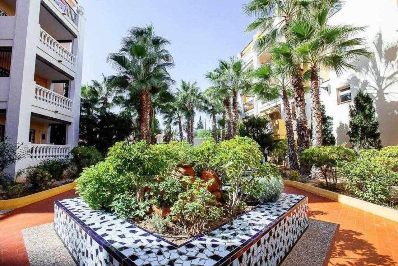 Espanhouse Aldea Del Mar 또레비에하 외부 사진